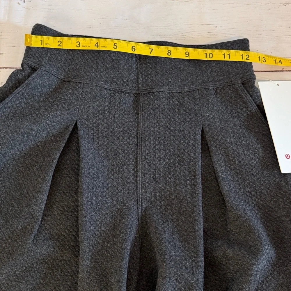 Lululemon Can You Feel The Pleat Crop SHR Heather Black